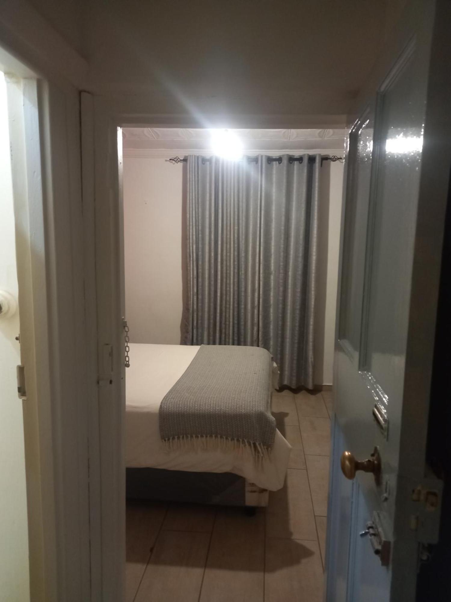 Choice Backpackers Lodge Bulawayo Buitenkant foto